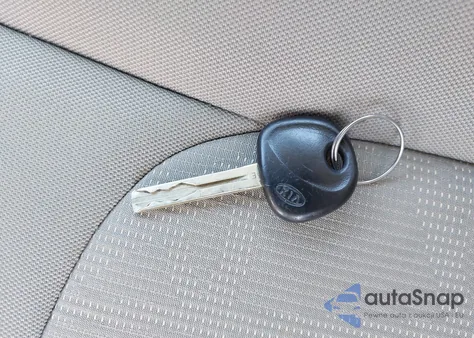 2015 Kia Rio Lx z USA, uszkodzony, nr VIN KNADM4A37F6467599